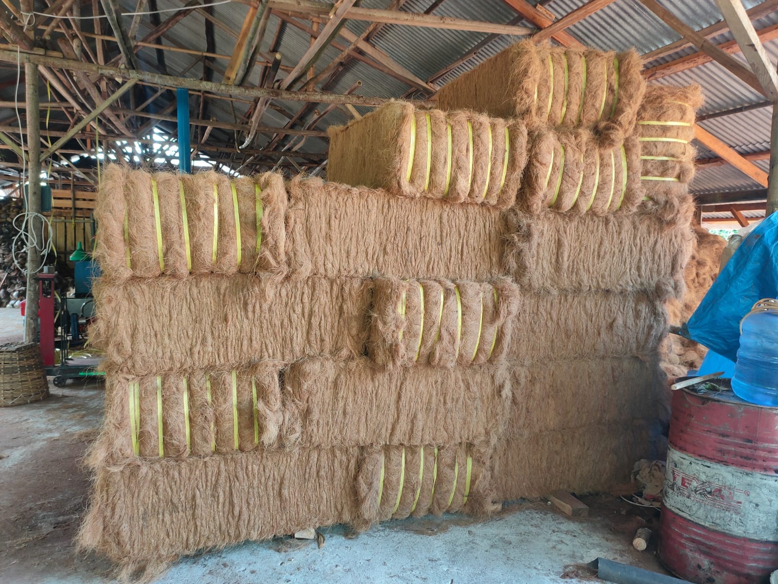 Indonesian Coco Fiber / Coir Fiber by EASTURA