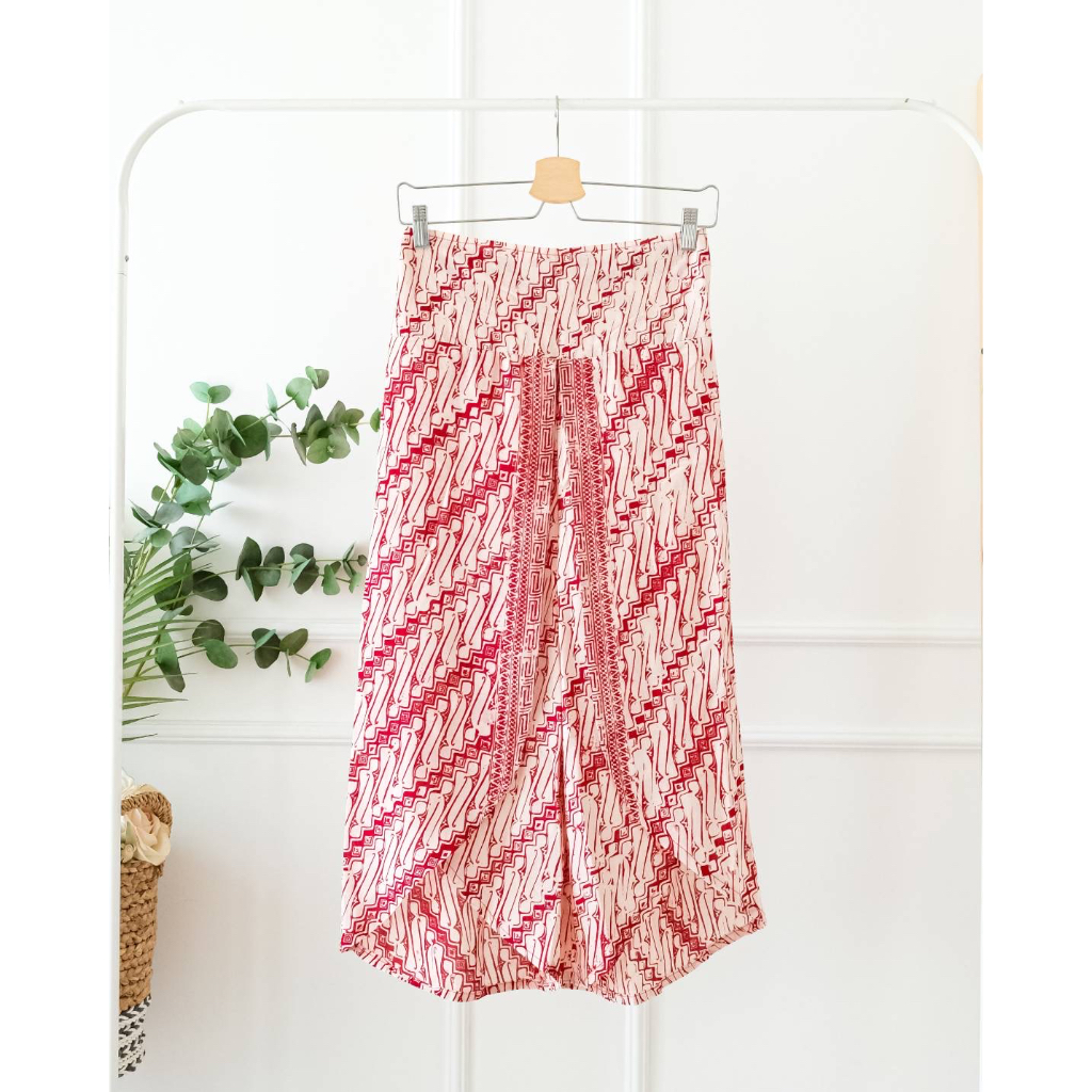 Women's 7/8 Layer Batik Culottes By Caviarwear