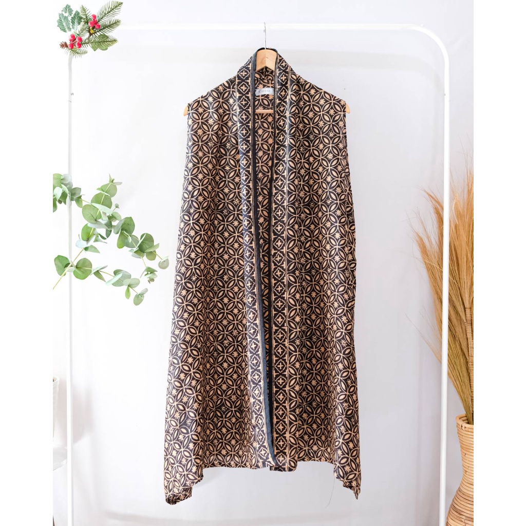 Women's Batik Viscose Sleeveless Outer By Caviarwear